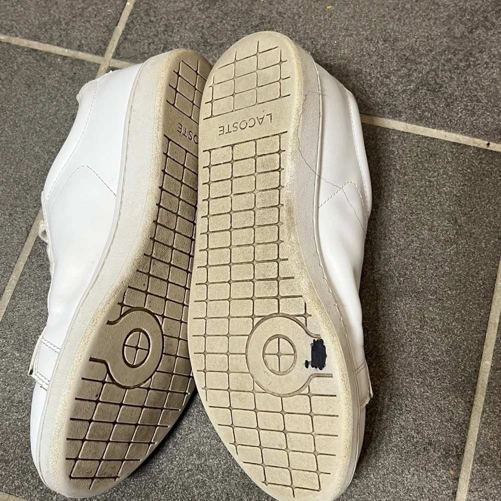 Lacoste Carnaby Set Leather Sneakers women’s Sz 7.5 summer coastal walking chic